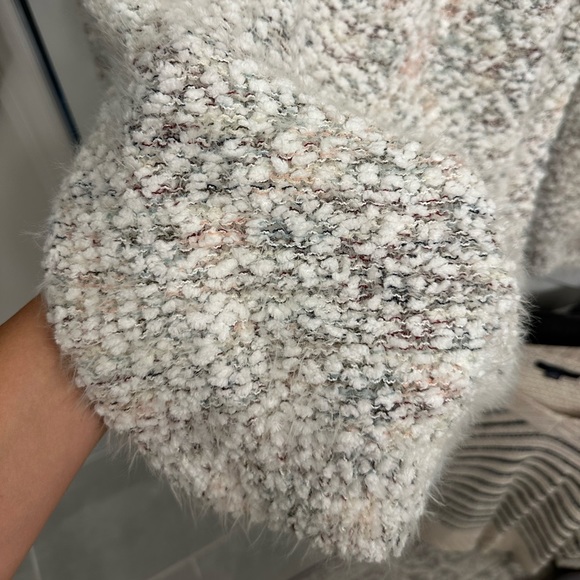 Women’s multi color sweater - Picture 3 of 4